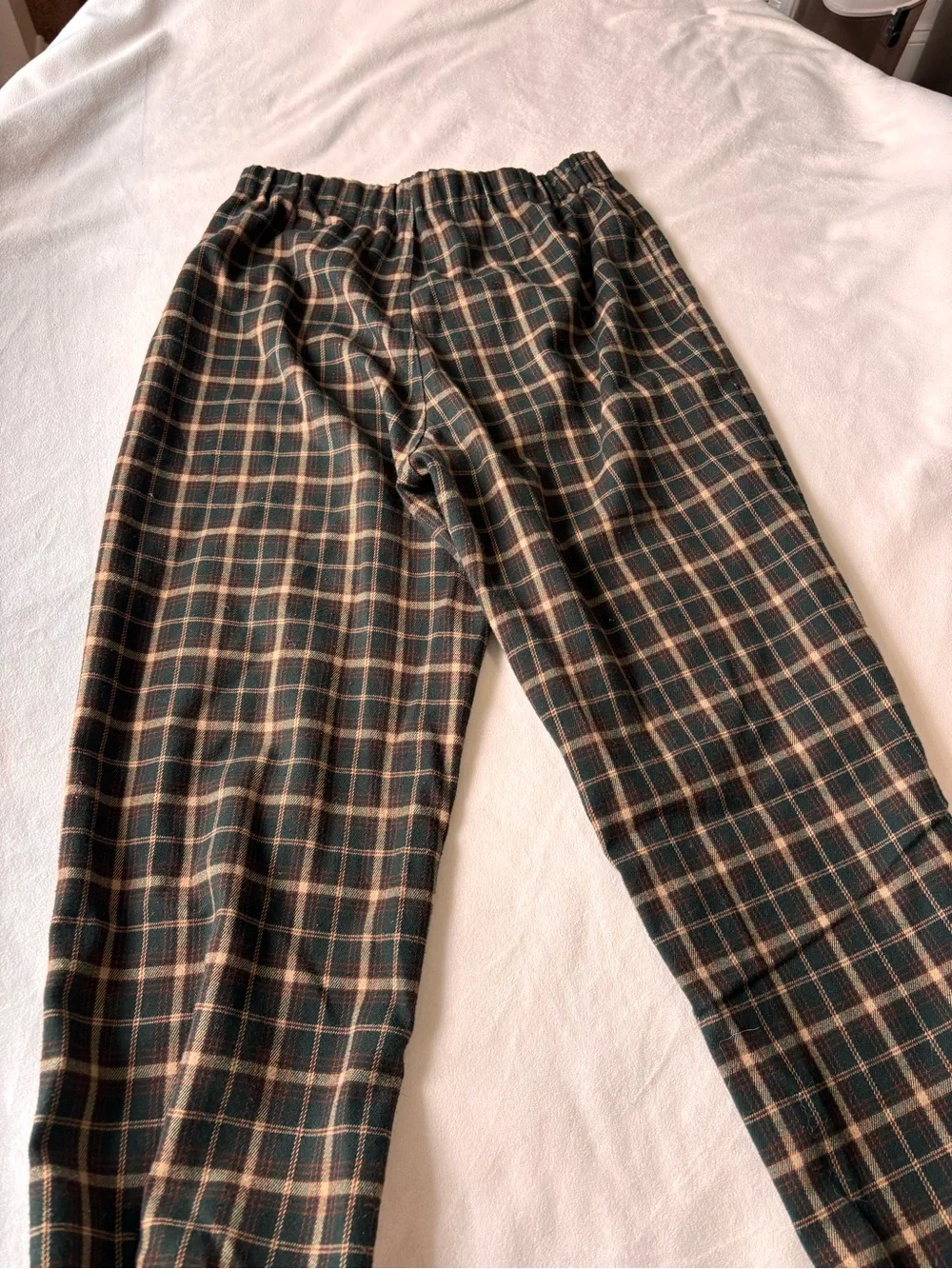 Brandy Melville Women’s Plaid Straight Leg Trousers